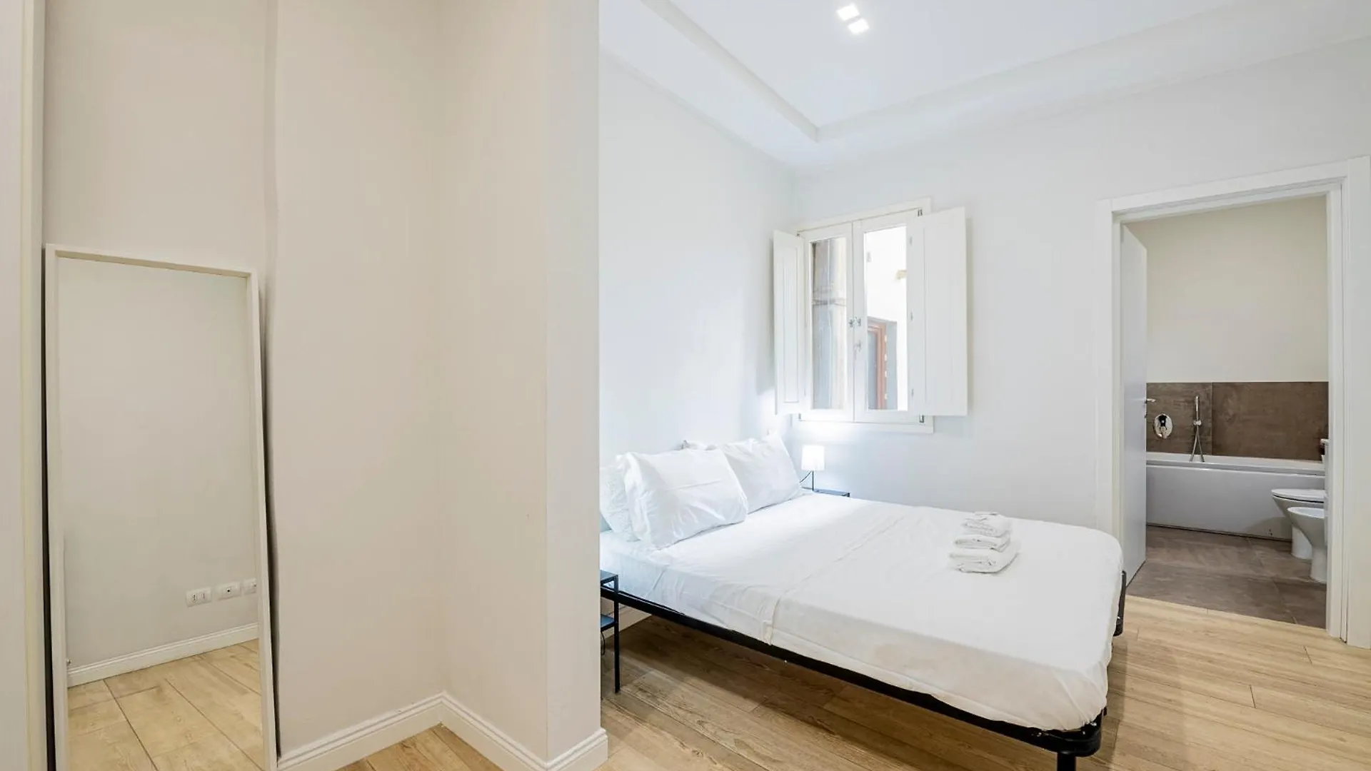 10 Minuti Duomo - Double Suite Con Idromassaggio Firenze